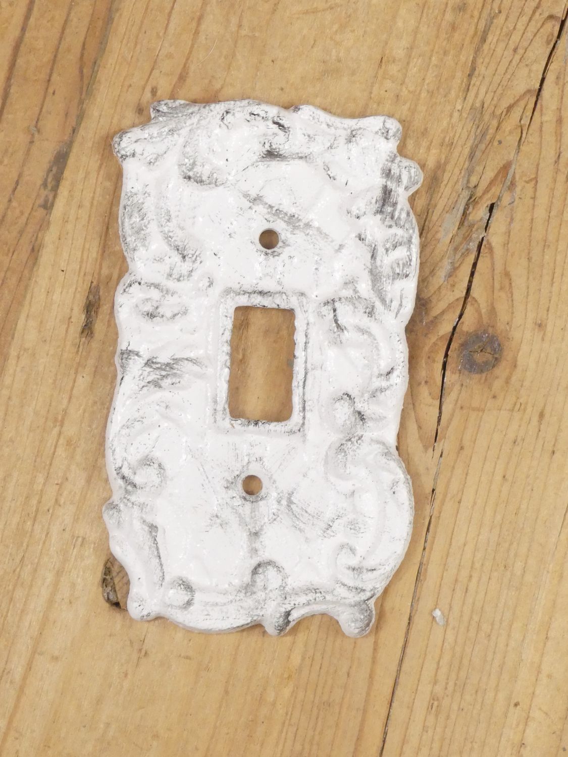 CAST IRON DISTRESSED WHITE LIGHT SWITCH PLATE COVER
