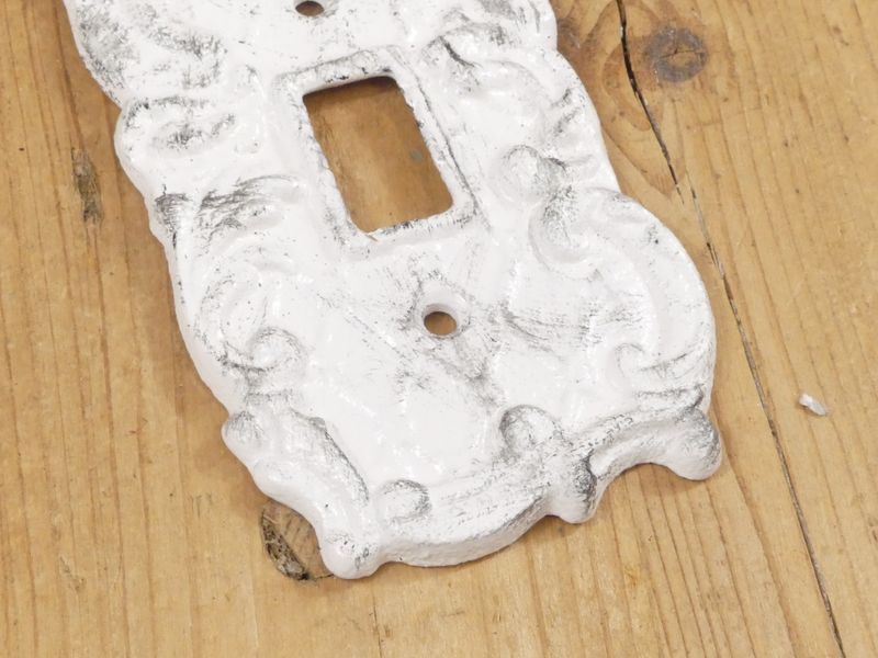 CAST IRON DISTRESSED WHITE LIGHT SWITCH PLATE COVER