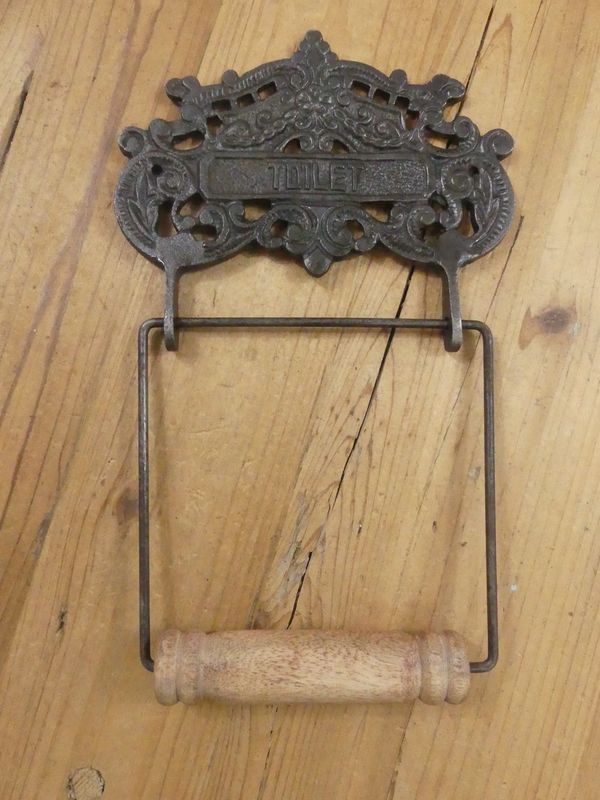 CAST IRON ORNATE TOILET PAPER HOLDER