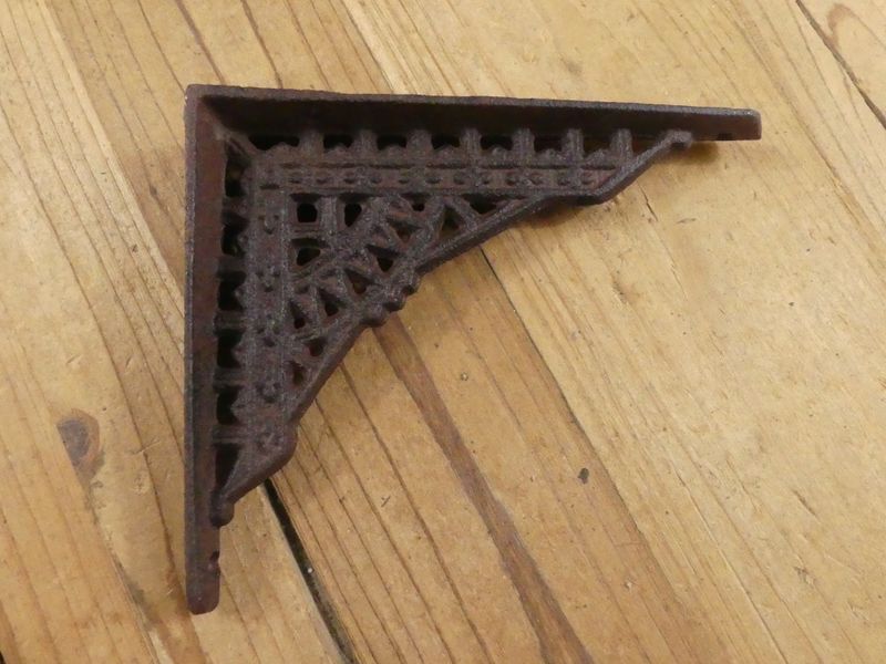CAST IRON BRACKETS 4 1/8 CAST IRON BRACKETS 4 1/8" X 5 1/8"