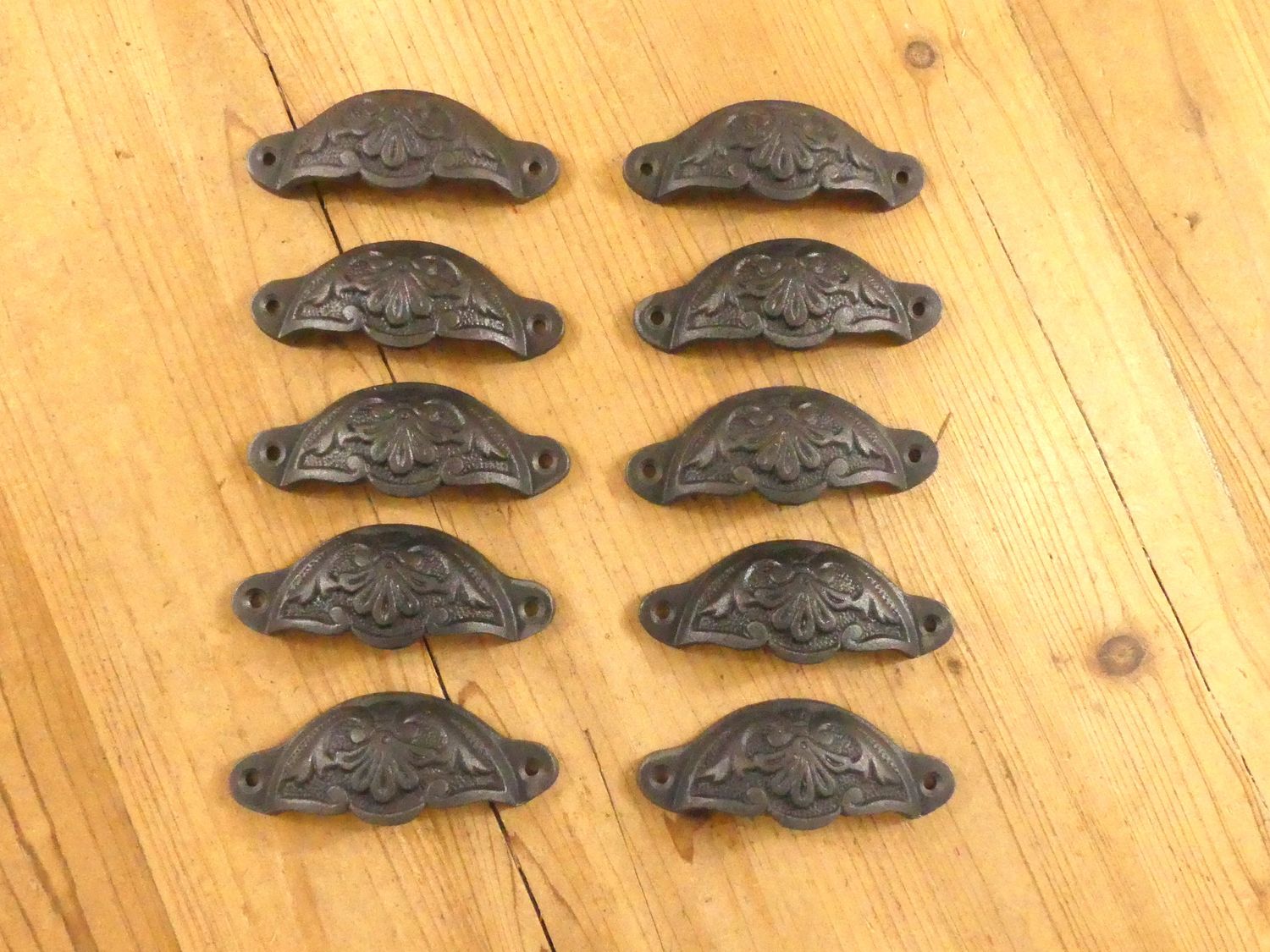 Iron Cup Drawer Pull, 4 1/4" Wide