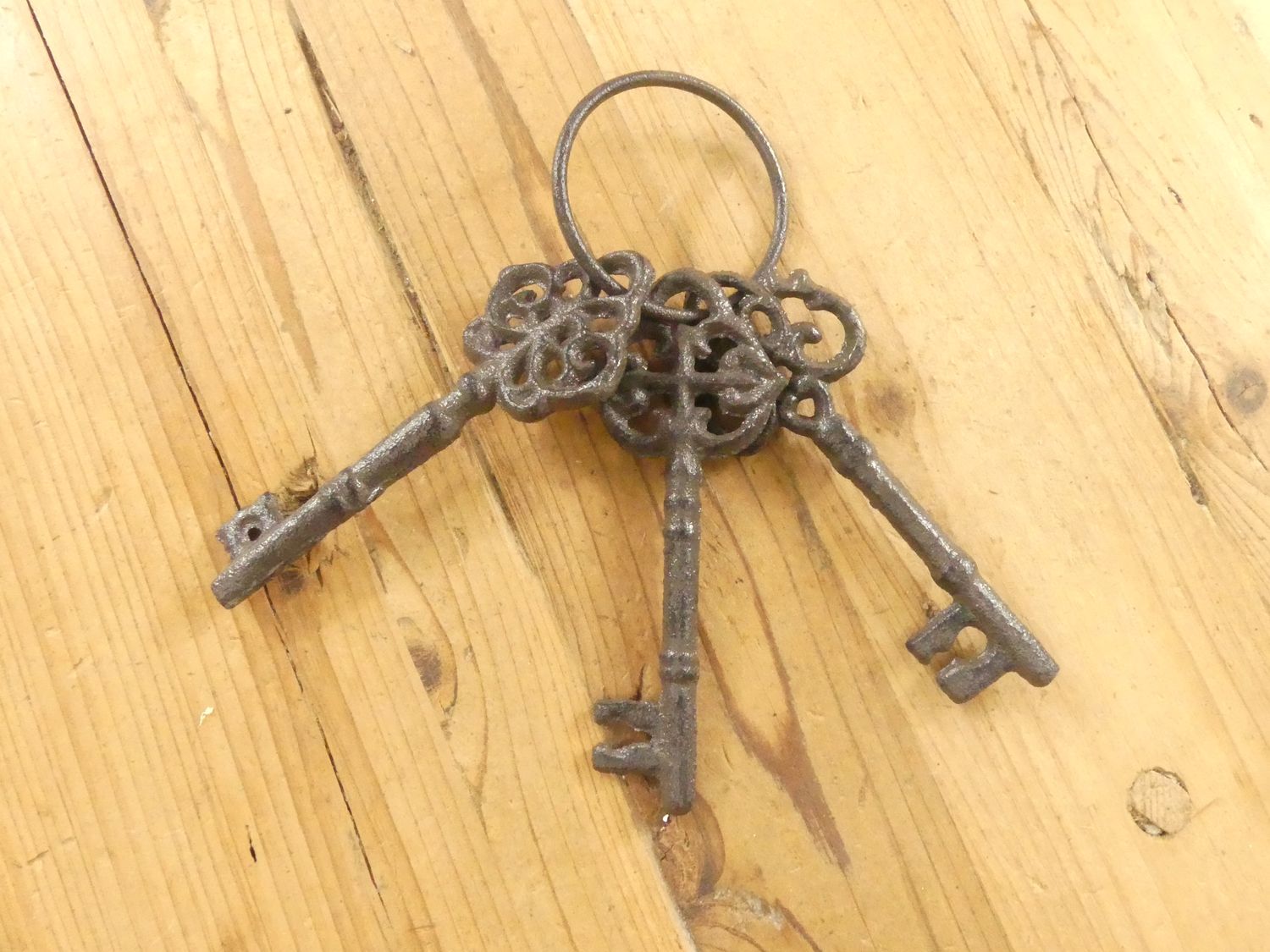 3 RUSTIC CAST IRON SKELETON JAIL KEYS