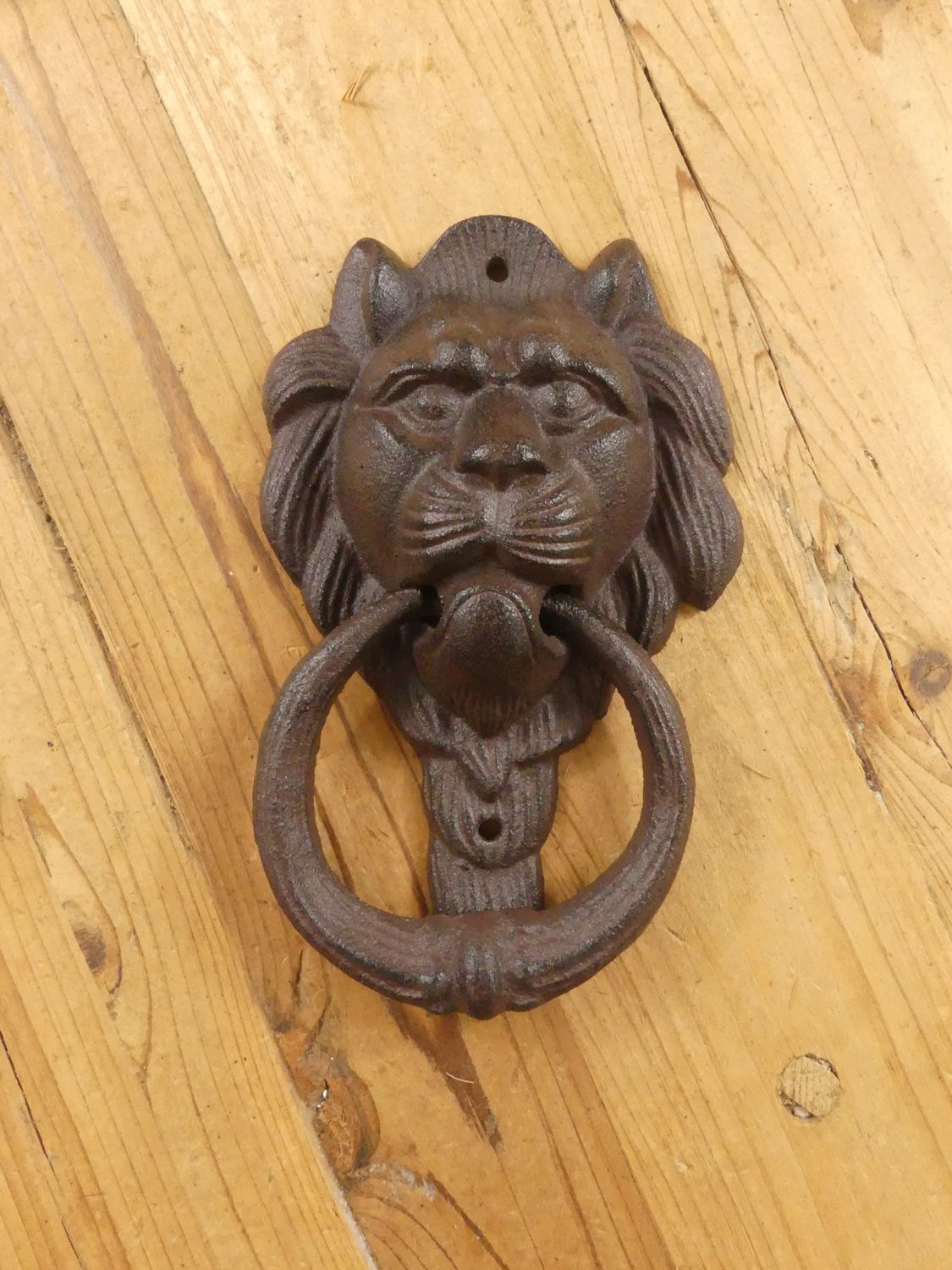 CAST IRON LION HEAD DOOR KNOCKER