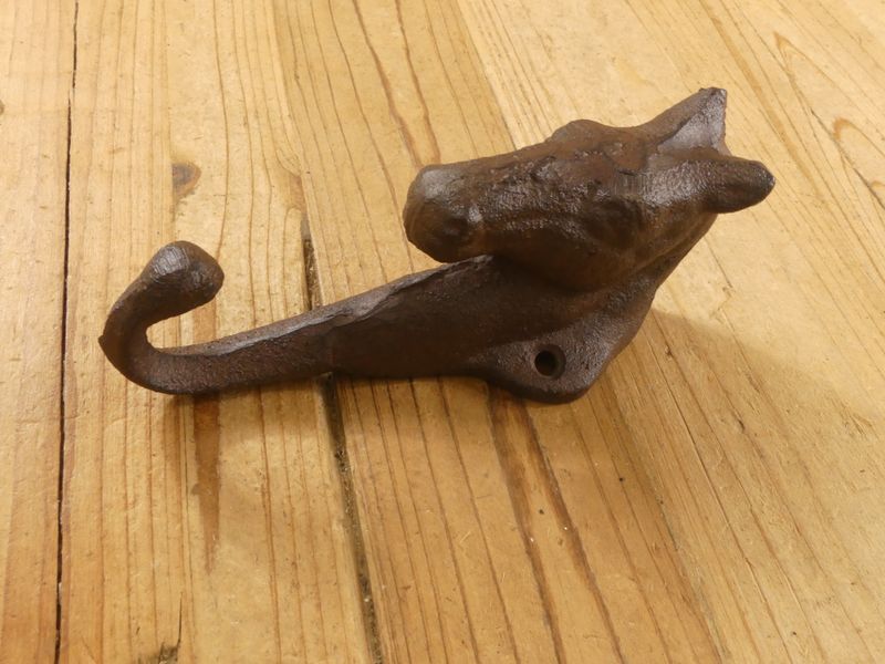RUSTIC CAST IRON HORSE HEAD HOOK RUSTIC CAST IRON HORSE HEAD HOOK