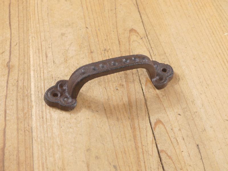 CAST IRON FANCY RUSTIC HANDLES 5 1/2 CAST IRON FANCY RUSTIC HANDLES 5 1/2" LONG