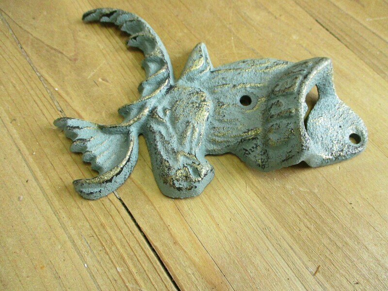ANTIQUE GREEN MOOSE BOTTLE OPENER