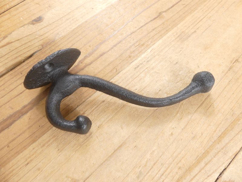BLACK SCHOOL CAST IRON LONG ACORN HOOK