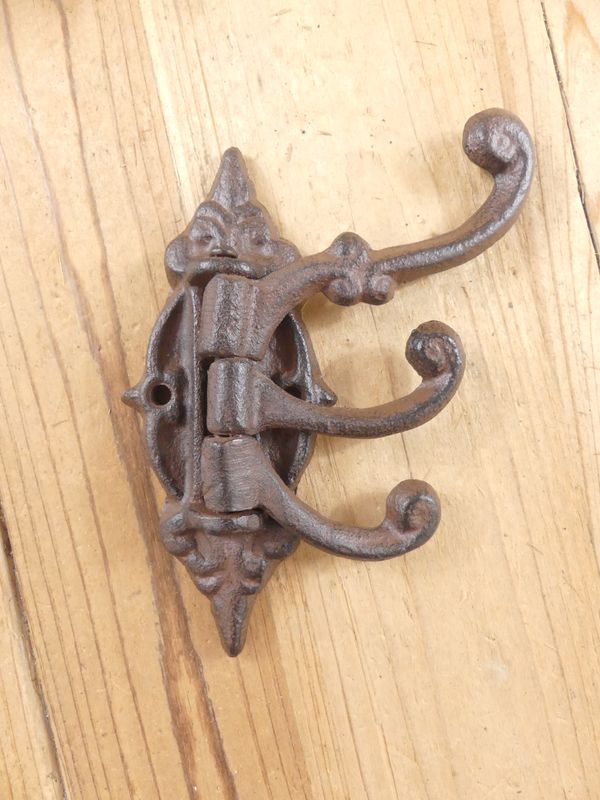 CAST IRON SWIVEL HOOK FOR COATS CAST IRON SWIVEL HOOK FOR COATS