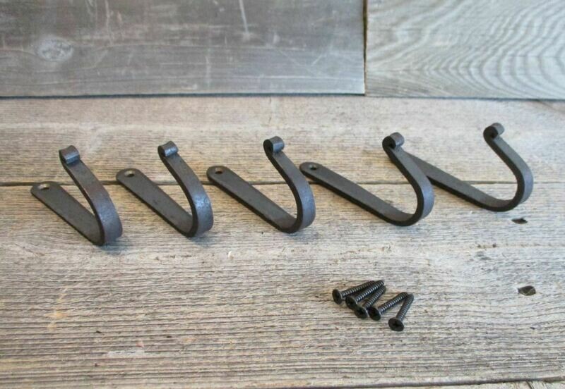 HAND FORGED PRIMITIVE U-SHAPE HOOK HAND FORGED PRIMITIVE U-SHAPE HOOK