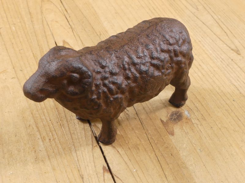CAST IRON SHEEP
