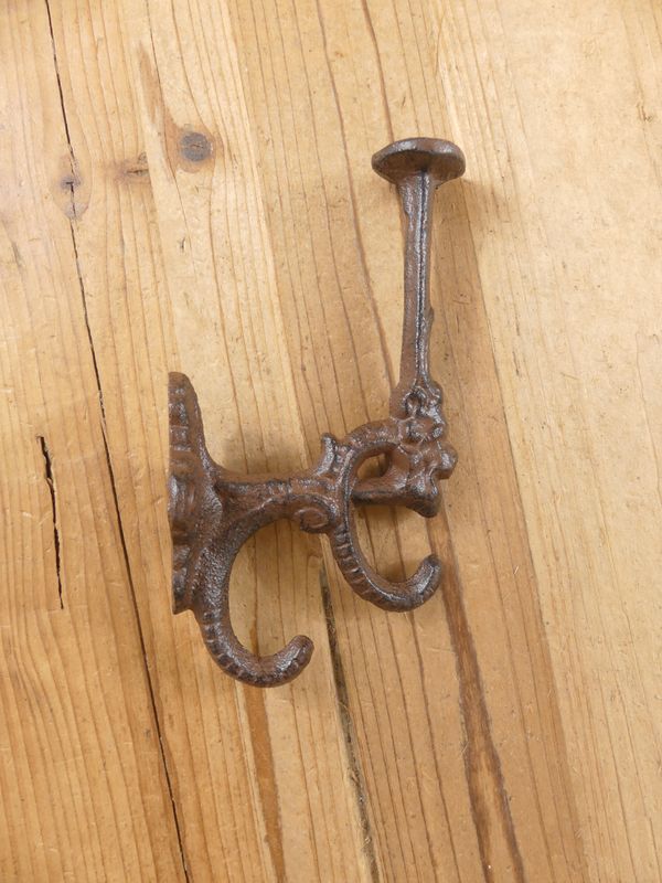 LARGE RUSTIC VICTORIAN ORNATE HOOK LARGE RUSTIC VICTORIAN ORNATE HOOK