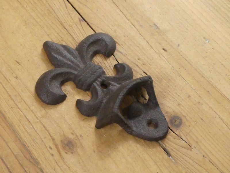 FLEUR DE LIS WALL MOUNT BOTTLE OPENER