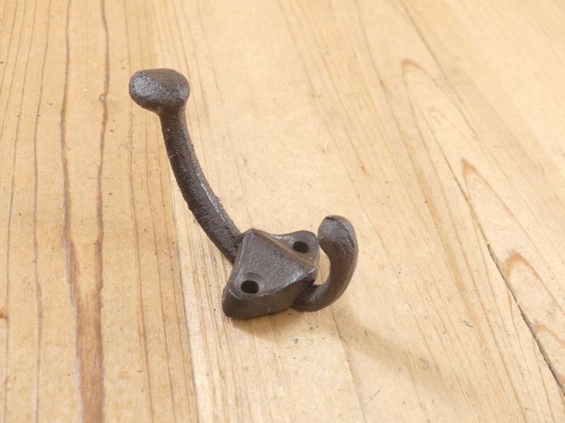 RUSTIC CAST IRON U-SHAPE HOOK RUSTIC CAST IRON U-SHAPE HOOK