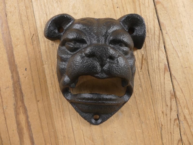 CAST IRON BLACK BULLDOG / PITBULL BOTTLE OPENER