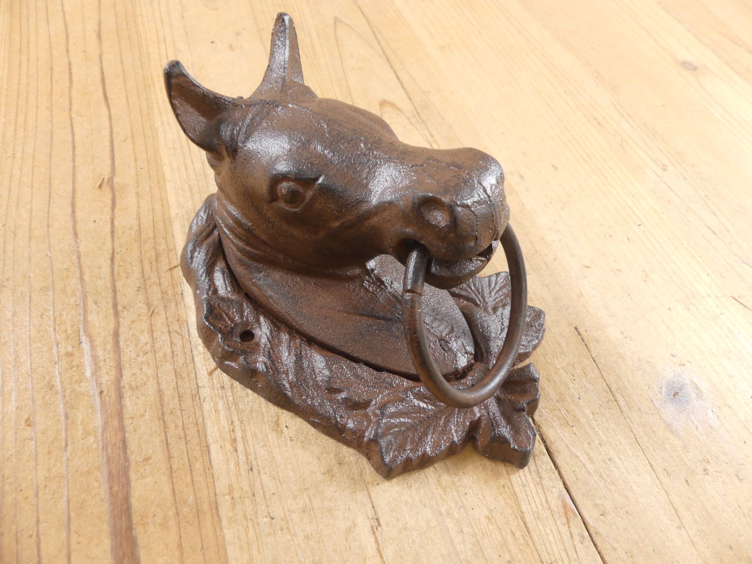 LARGE CAST IRON HORSE HEAD WITH RING