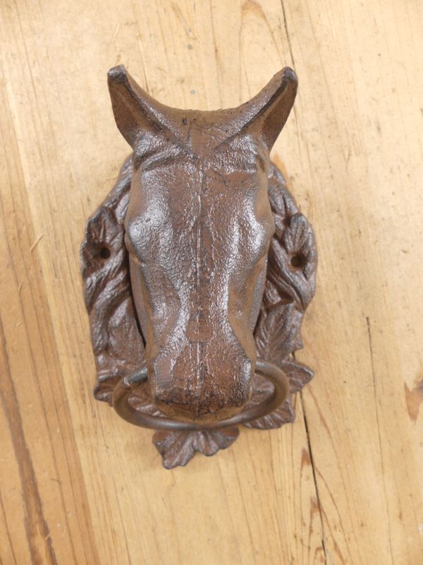 LARGE CAST IRON HORSE HEAD WITH RING