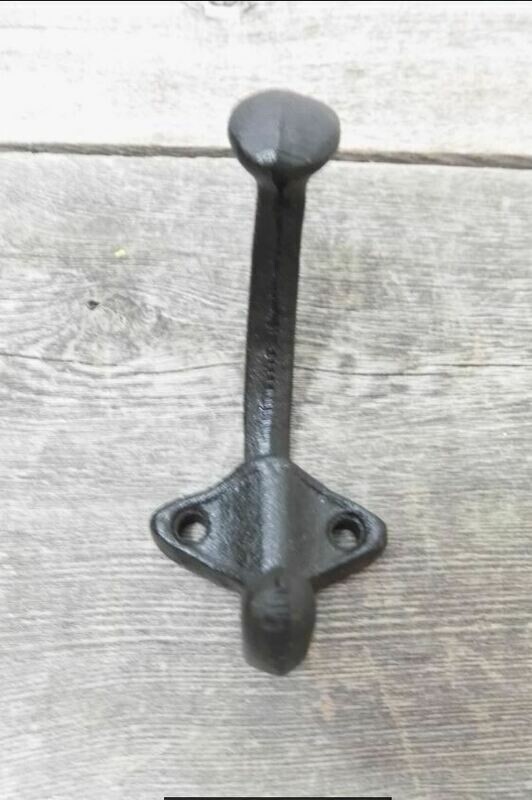 Black Cast Iron U-Shape School Hook