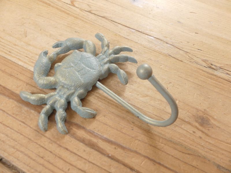 CAST IRON CRAB HOOK