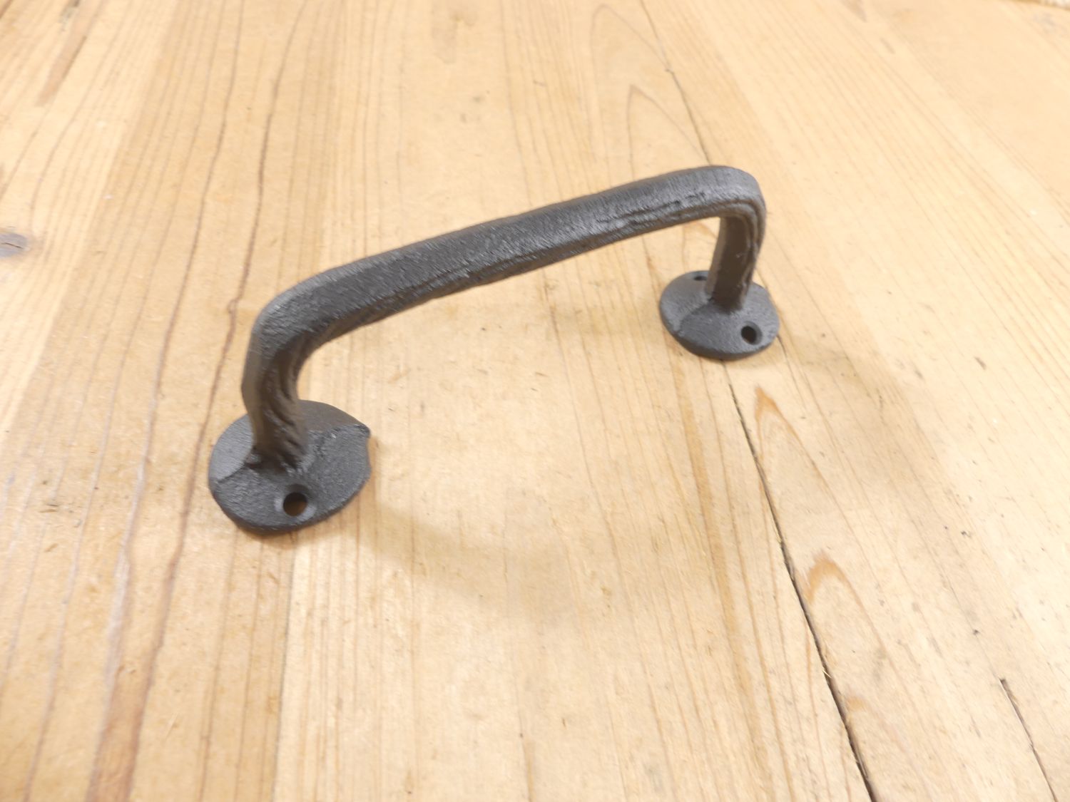 CAST IRON BLACK VINE HANDLE / PULL