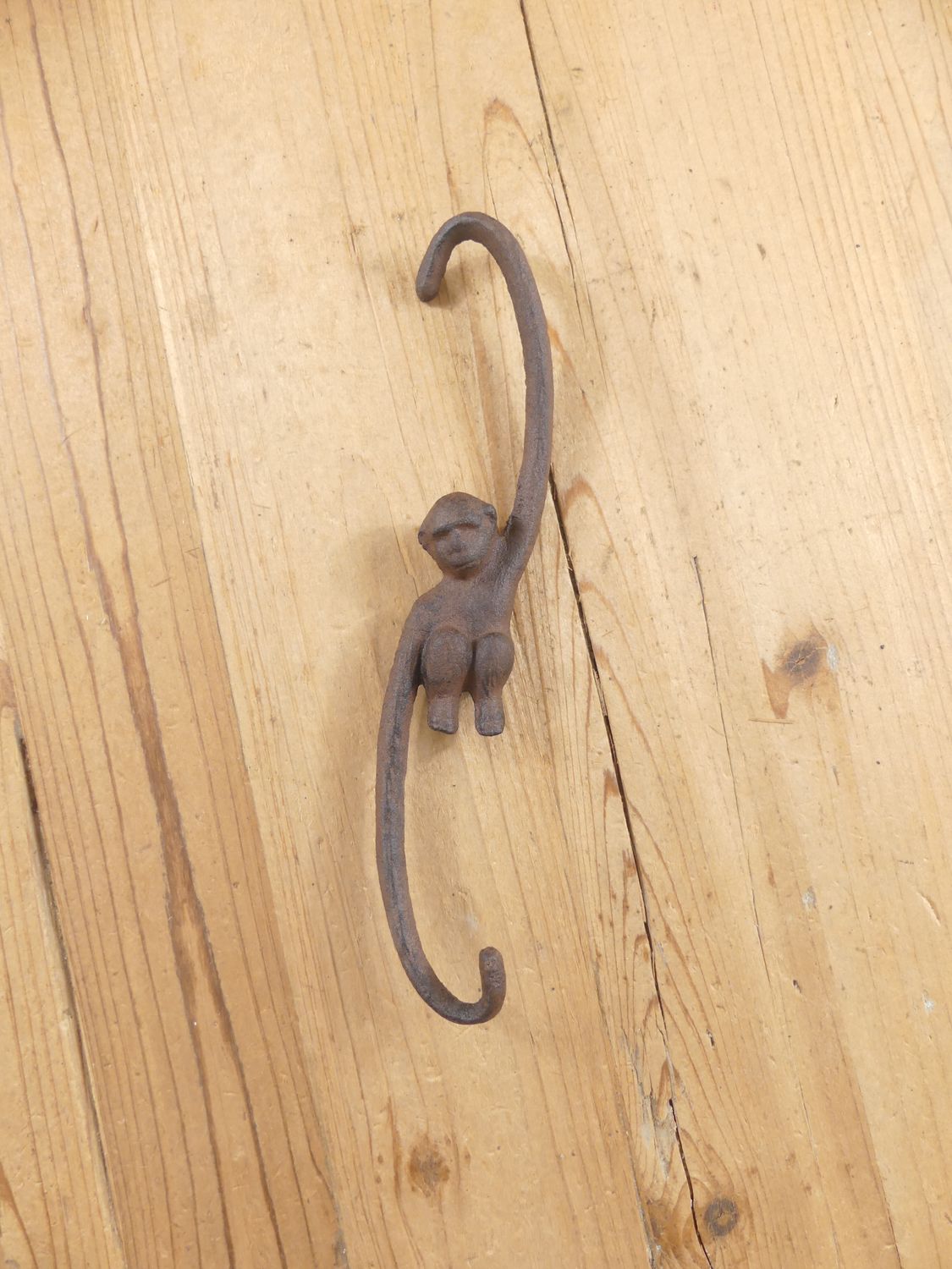 CAST IRON MONKEY HOOK 9 1/4"