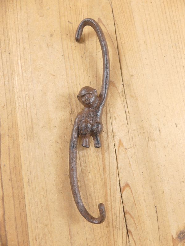CAST IRON MONKEY HOOK 9 1/4"