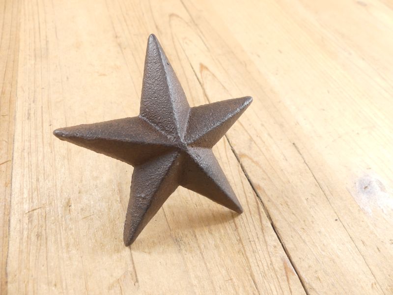 LARGE CAST IRON RUSTIC STAR NAIL,  3 1/2" WIDE