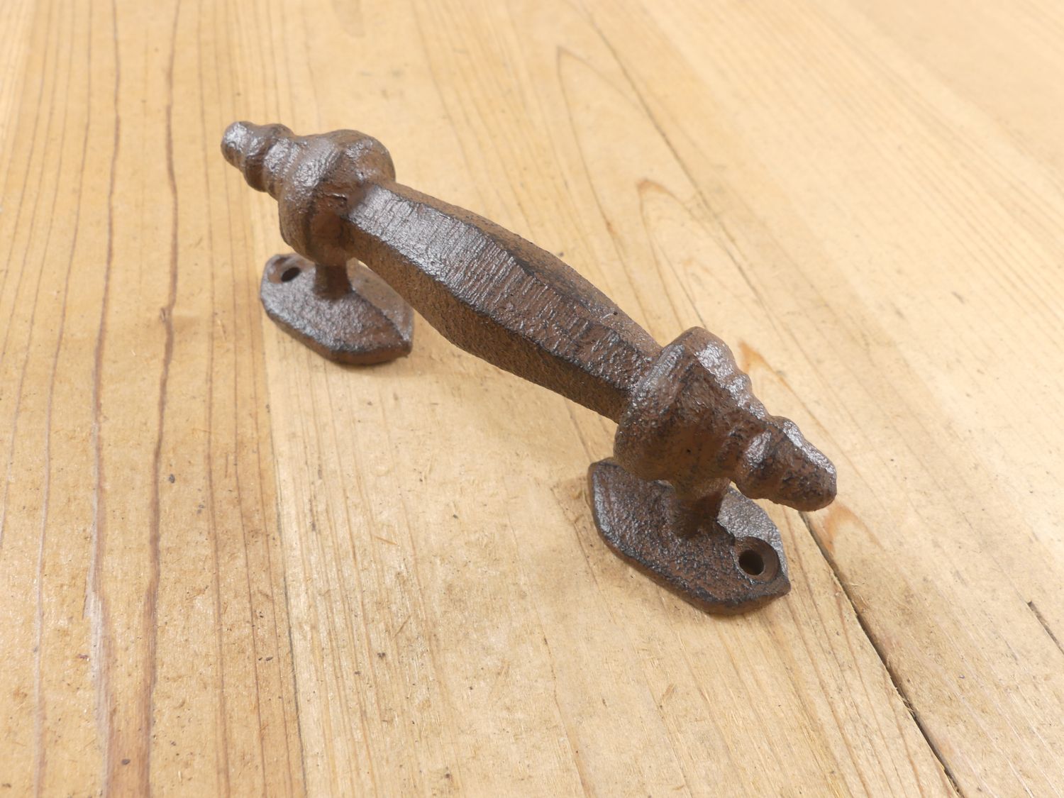 CAST IRON COLONIAL STYLE HANDLE  6" LONG RUSTIC PRIMITIVE