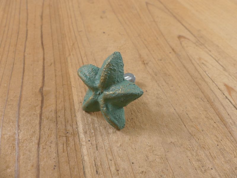 CAST IRON NAUTICAL STARFISH DRAWER KNOB  /  PULL