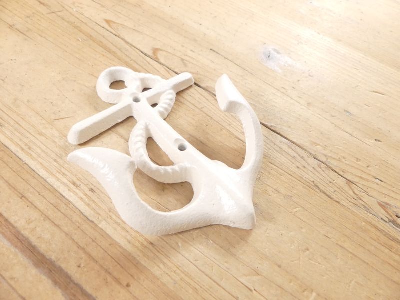 NAUTICAL WHITE CAST IRON ANCHOR HOOK