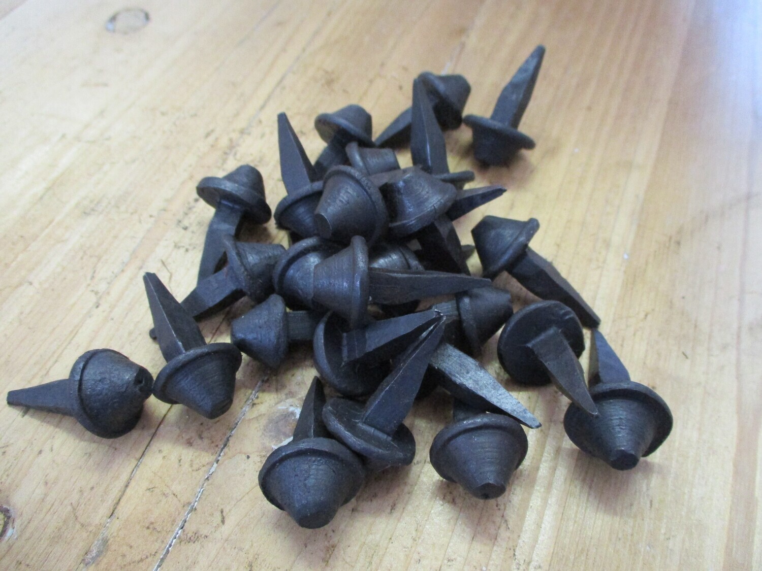HAND FORGED ACORN NAILS, 1.5"