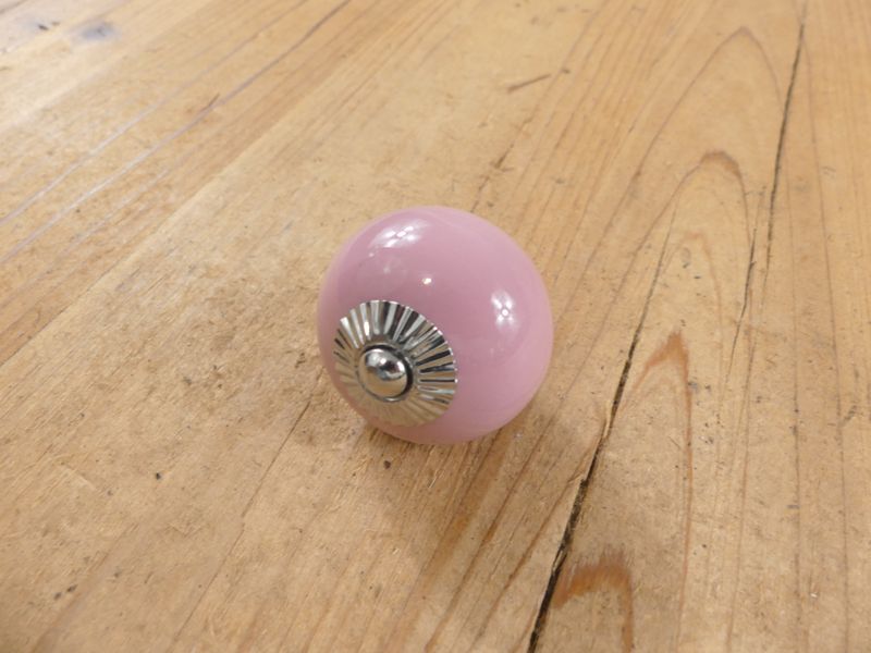CERAMIC ROUND PINK DRAWER PULL / KNOB