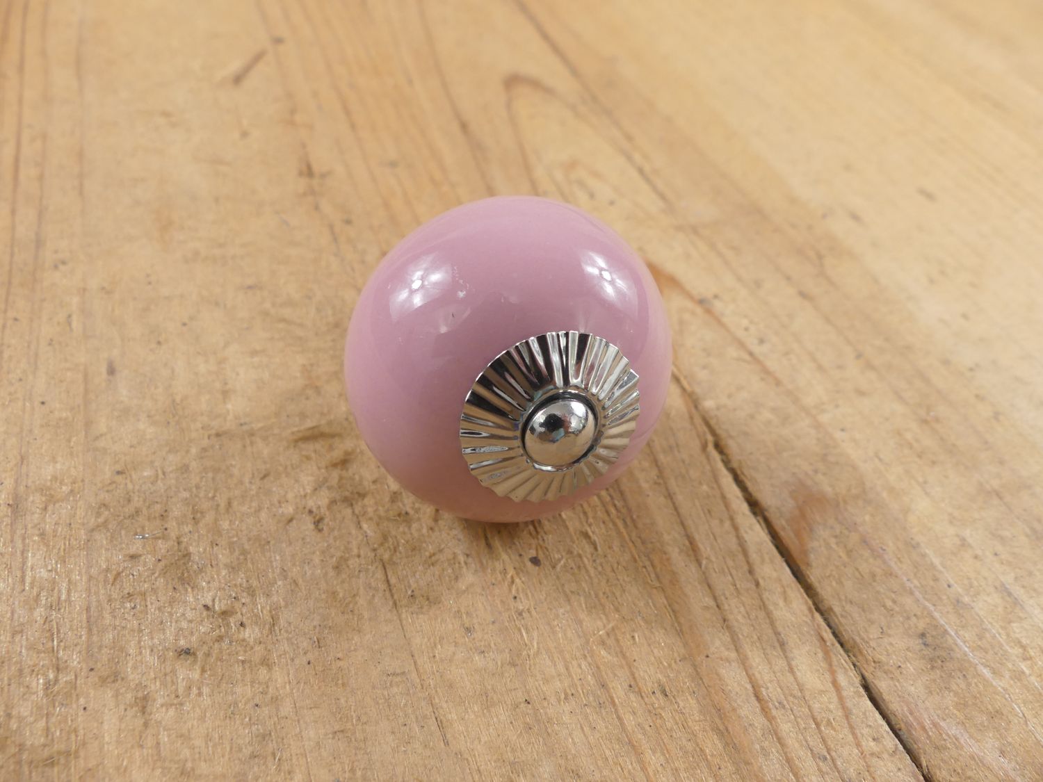 CERAMIC ROUND PINK DRAWER PULL / KNOB