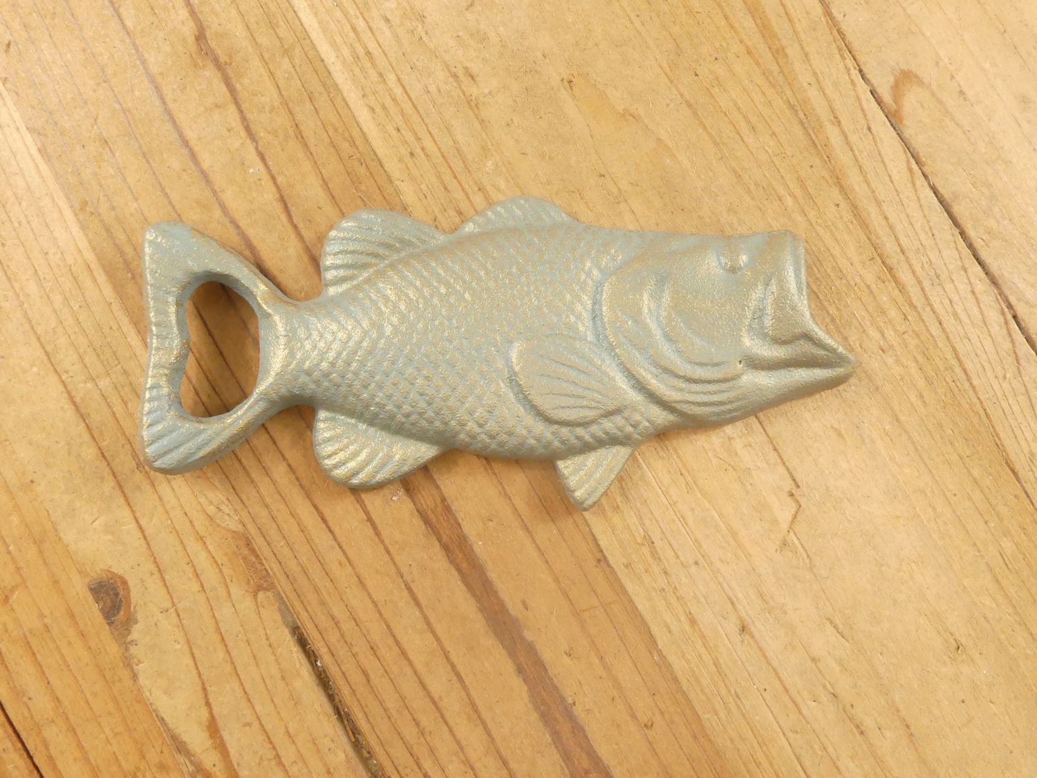 CAST IRON LARGEMOUTH BASS / FISH BOTTLE OPENER
