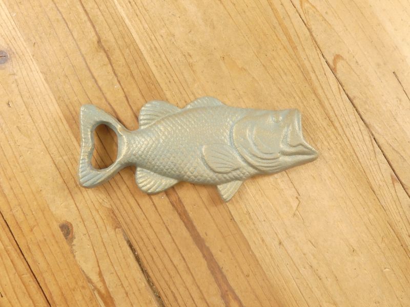 CAST IRON LARGEMOUTH BASS / FISH BOTTLE OPENER