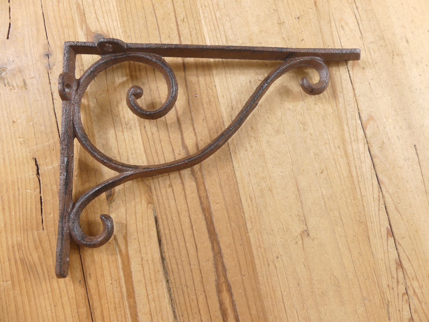 CAST IRON RUSTIC BRACKETS 9 CAST IRON RUSTIC BRACKETS 9" X 6 3/4"