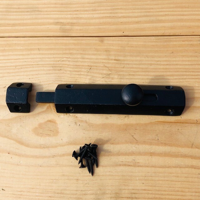 BLACK FLAT SLIDING LOCK AND LATCH, 7 " LONG