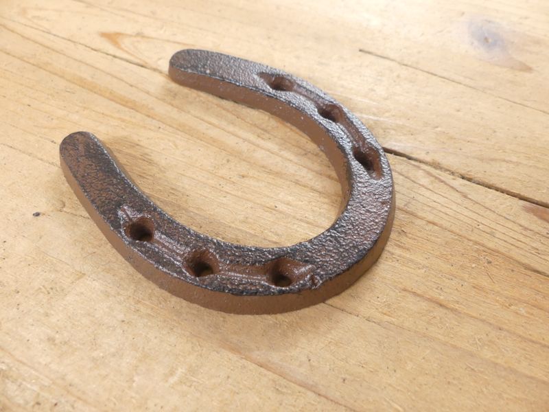 SMALL RUSTIC HORSESHOES, 3 1/4" X 2 3/4"