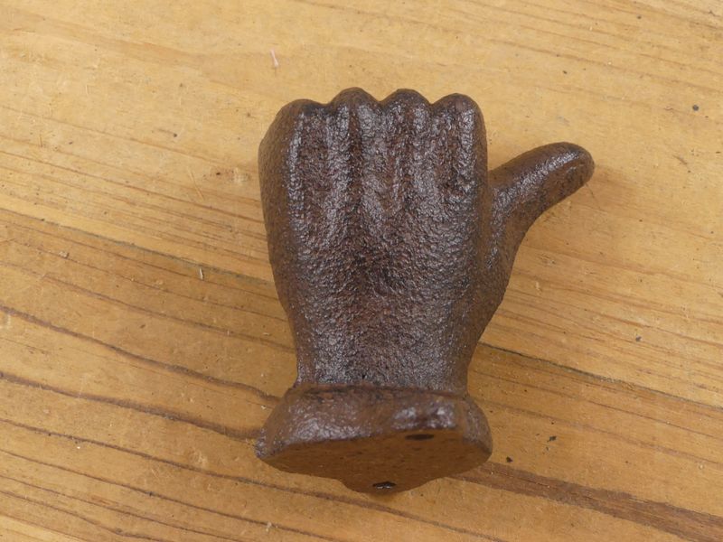 CAST IRON THUMBS UP HOOK/ DOOR KNOB