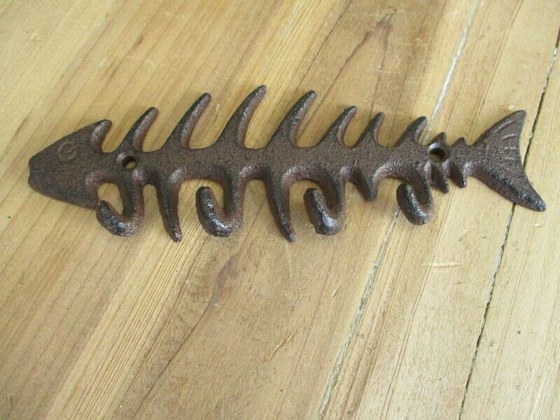 CAST IRON FISHBONE HOOK