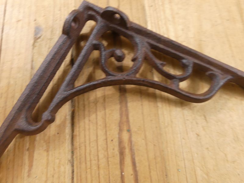 CAST IRON VINE BRACKETS,  6" X 6 1/2"