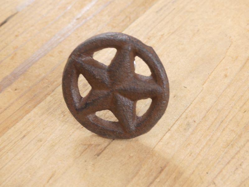 Star Drawer Pull / Knob With Screw, Single Stem 2"