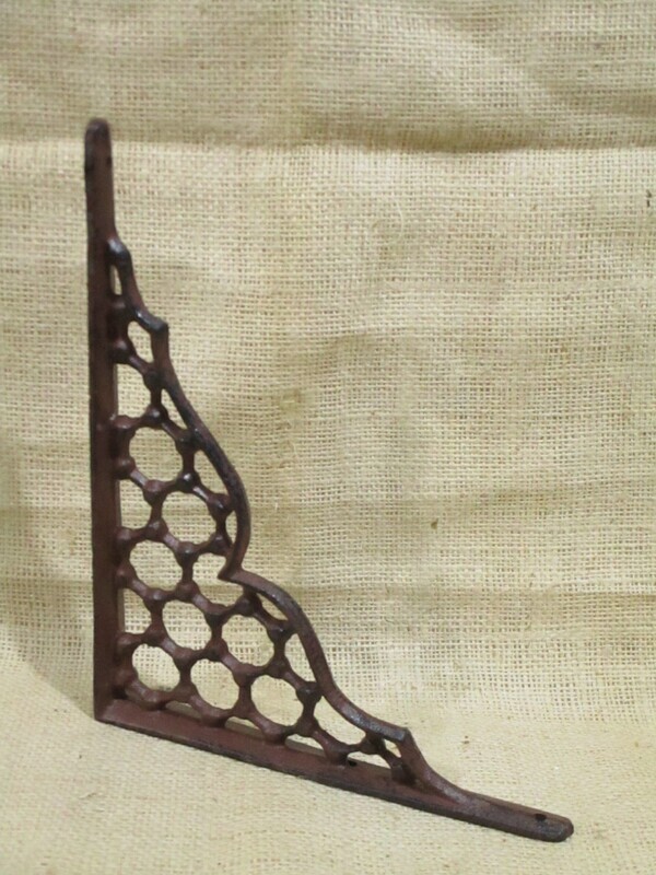 RUSTIC CAST IRON HONEYCOMB BRACKETS 9 1/4" X 7 1/2"
