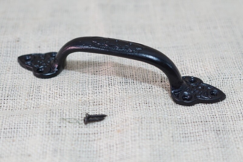 Large Cast Iron Vintage Style Handle, 8 1/4"