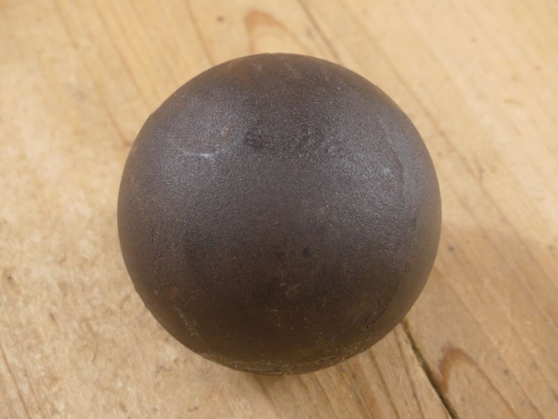 CAST IRON CANNONBALL REPLICA / ROUND BALL 3 CAST IRON CANNONBALL REPLICA / ROUND BALL 3"