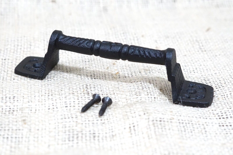 MATTE BLACK CAST IRON HANDLE / PULL, 5 1/2"