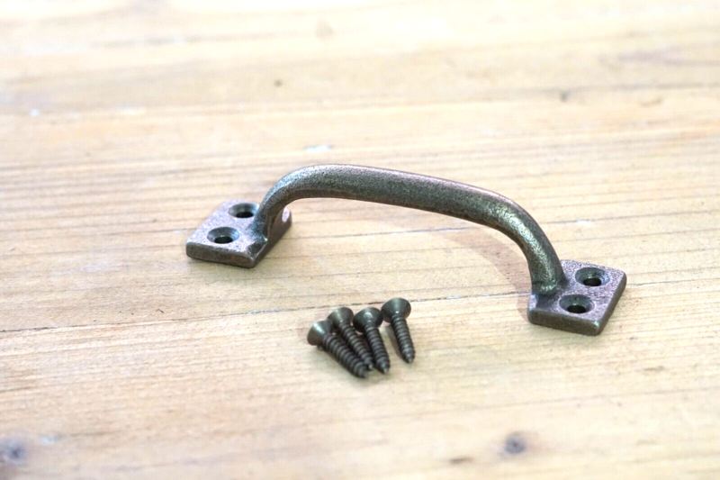 SMALL CAST IRON HANDLE / DRAWER PULL,  4"  LONG (ANTIQUE BRASS COLOR)