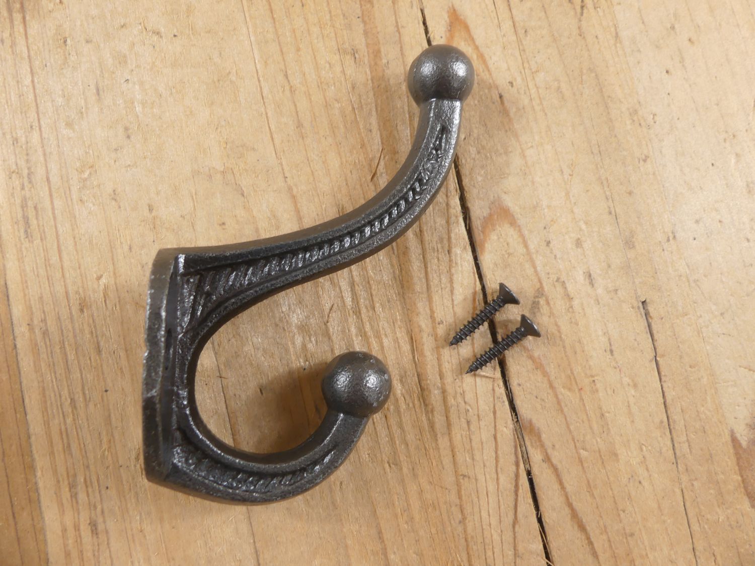 CAST IRON COAT HOOK, 4 CAST IRON COAT HOOK, 4", Natural Iron Color