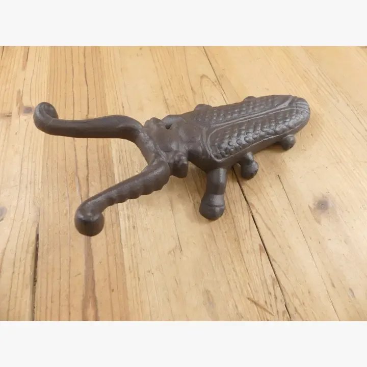 CAST IRON BEETLE SHOE HORN / BOOT JACK CAST IRON BEETLE SHOE HORN / BOOT JACK