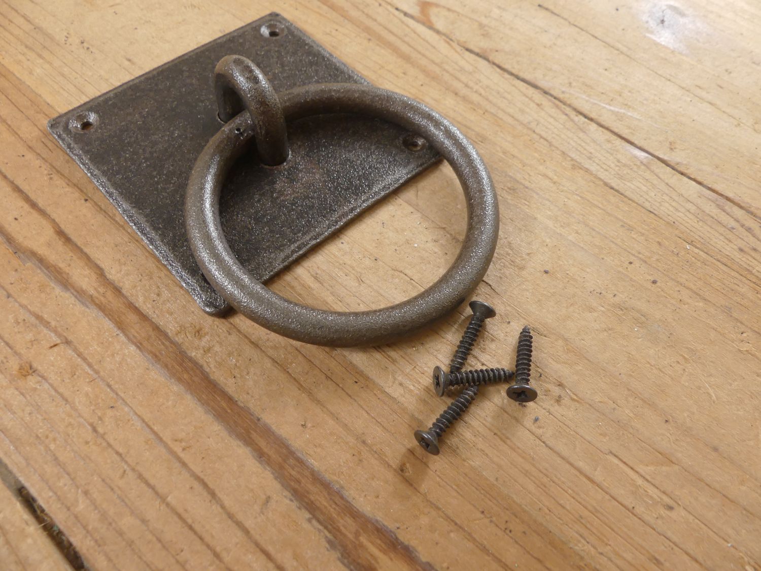 HAND FORGED IRON CHEST HANDLES, BIN DRAWER PULLS, DOOR PULLS, 3 1/4"