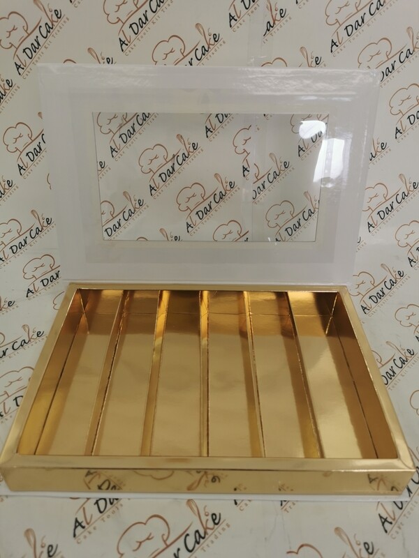 Sweet box with window and six lines